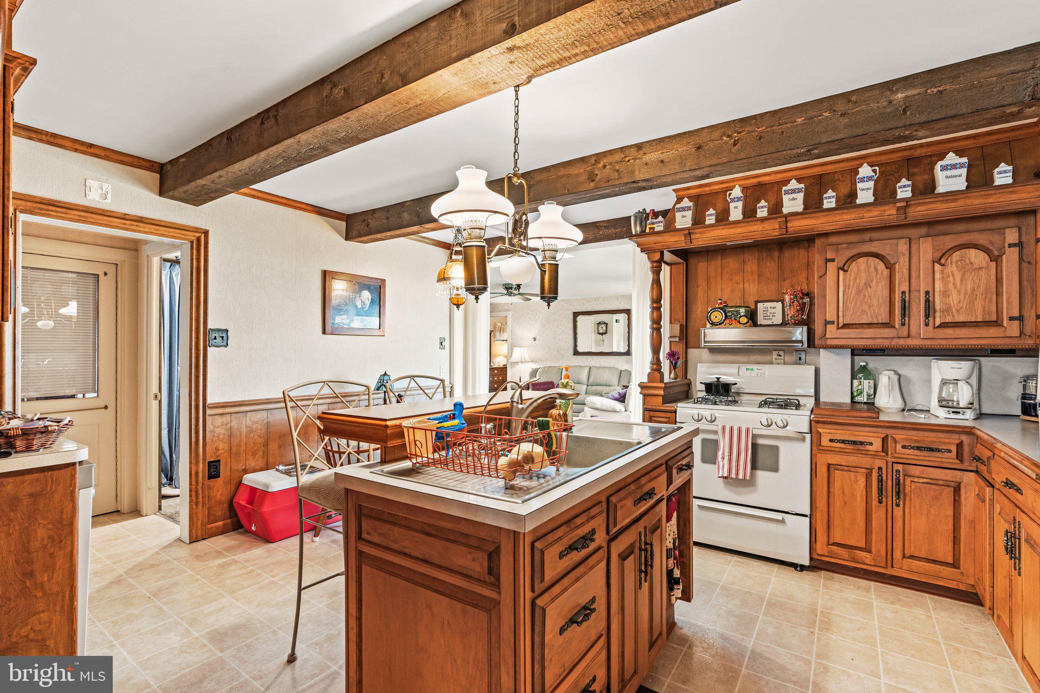 1080 Georgetown Road Paradise, PA 17562 - Photo 8 of 59 Kitchen