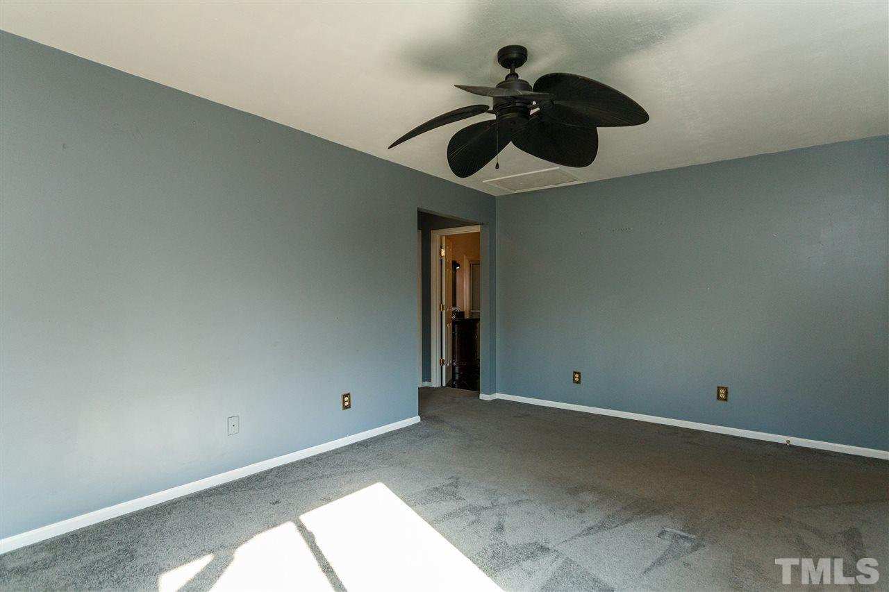 7913 Smith Road Apex, NC 27539 - Photo 14 of 30 Master bedroom