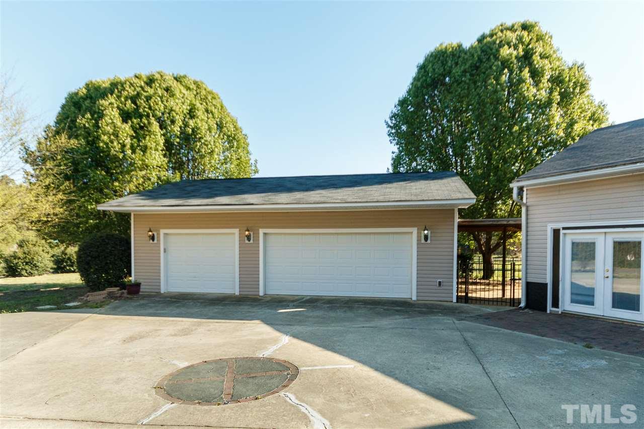 7913 Smith Road Apex, NC 27539 - Photo 3 of 30 Garage