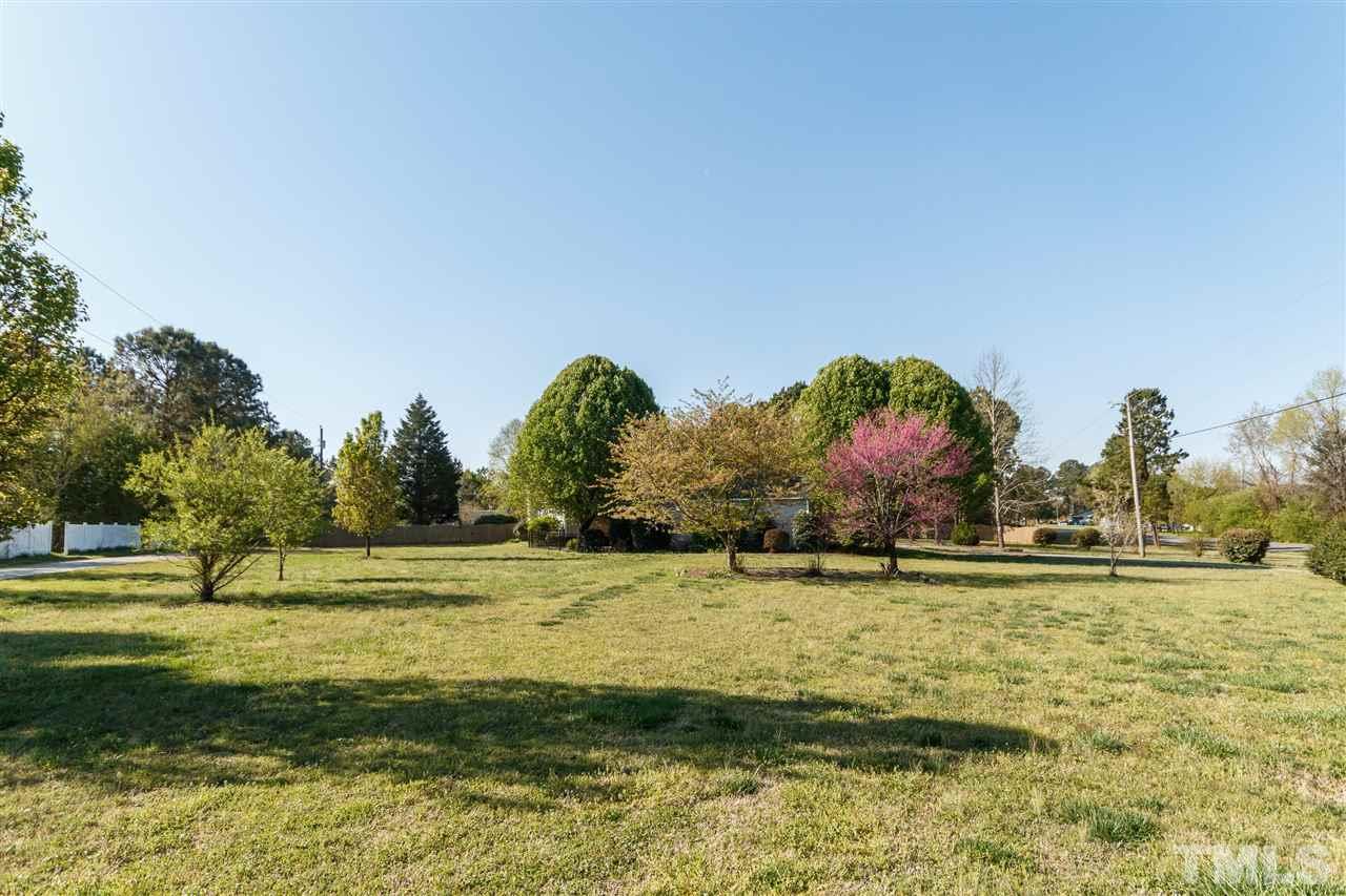 7913 Smith Road Apex, NC 27539 - Photo 23 of 30 Additional yard