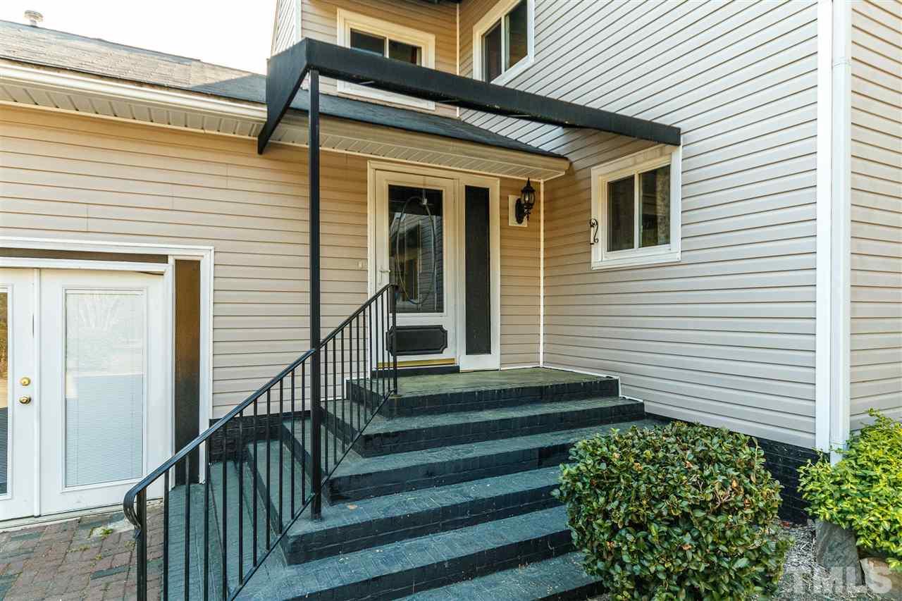 7913 Smith Road Apex, NC 27539 - Photo 4 of 30 Front Entry