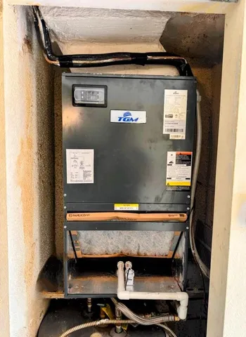 $99,900 | 12019 West Greenway Drive, Unit 203, Royal Palm Beach, FL 33411