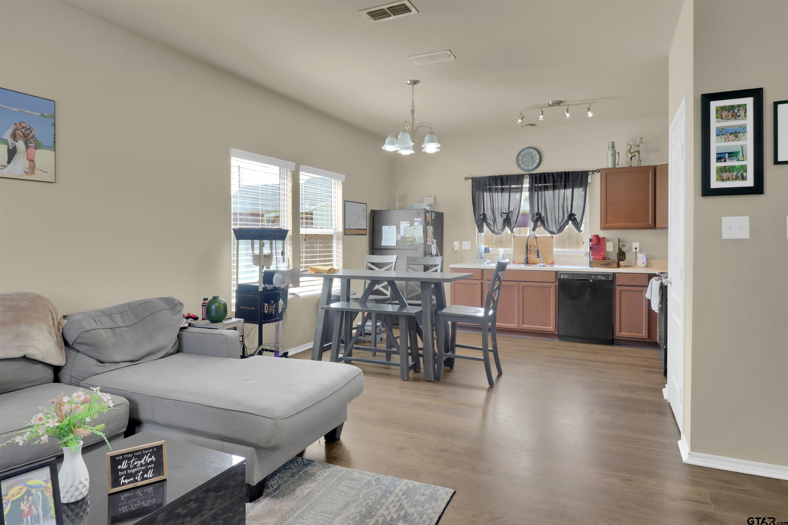 514 County Road 1201 Rusk, TX 75785 - Photo 13 of 29