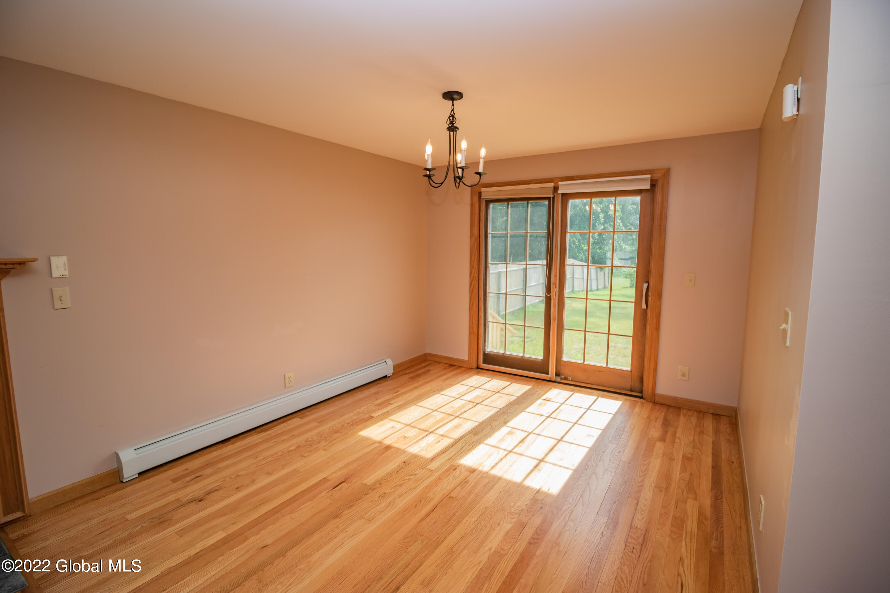 1134 Fort Hunter Road Schenectady, NY 12303 - Photo 16 of 38 1134 Fort Hunter-24