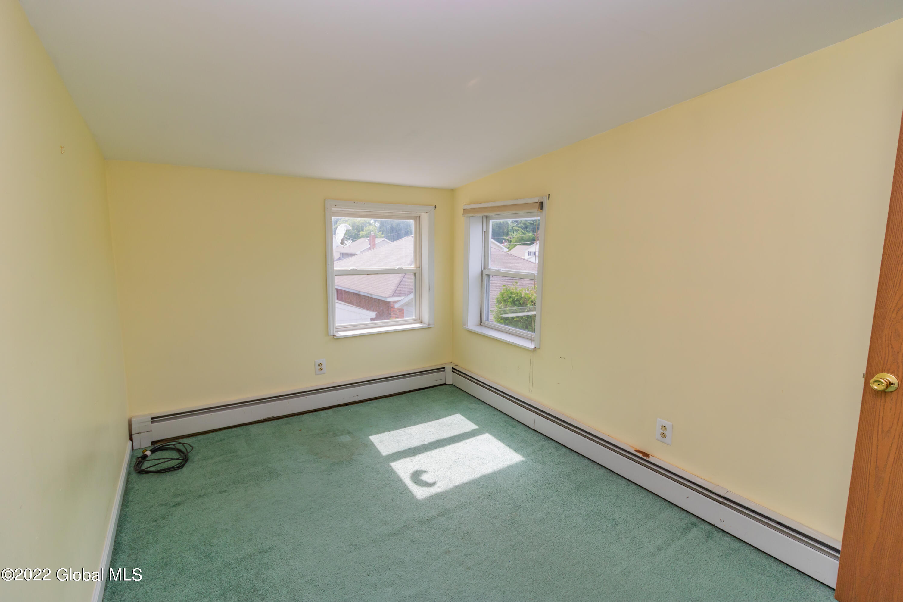 1134 Fort Hunter Road Schenectady, NY 12303 - Photo 33 of 38 1134 Fort Hunter-33