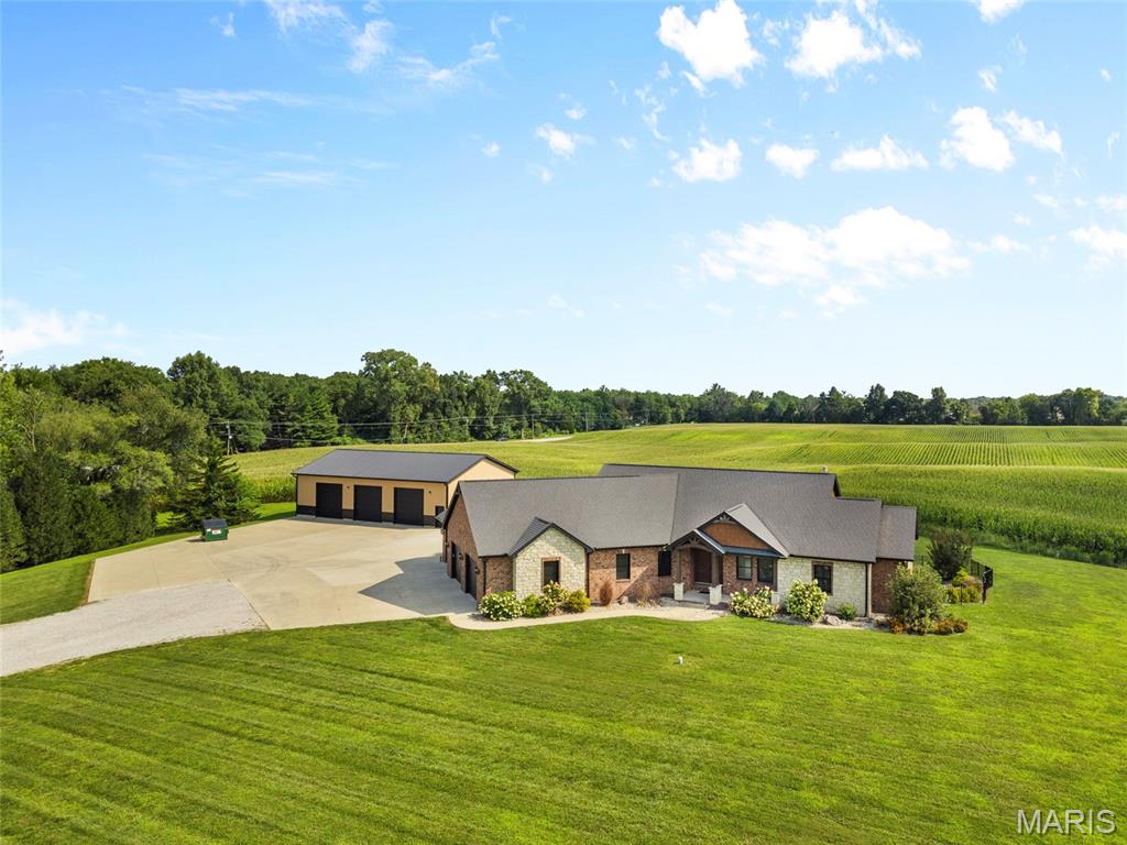 8318 West Mill Creek Road Troy, IL 62294 - Photo 16 of 83 Gallery Image 16