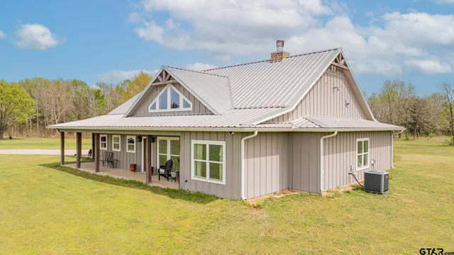 $879,900 | 3382 County Road 4990, Winnsboro, TX 75494