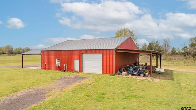 $879,900 | 3382 County Road 4990, Winnsboro, TX 75494