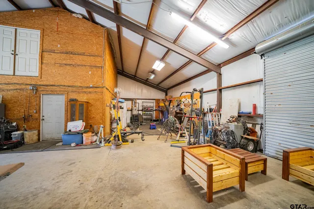 $879,900 | 3382 County Road 4990, Winnsboro, TX 75494