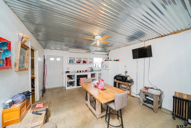 $879,900 | 3382 County Road 4990, Winnsboro, TX 75494