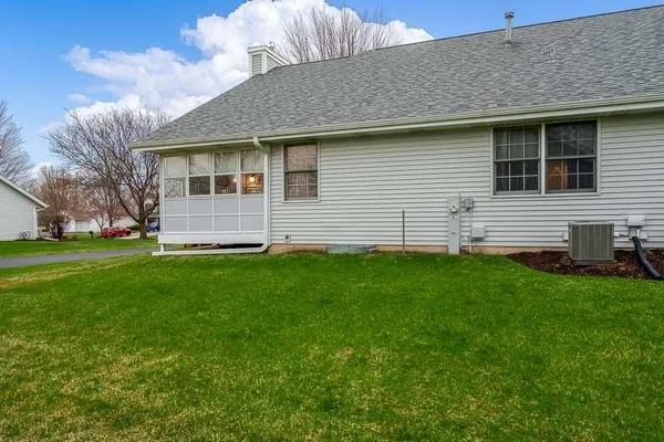 $259,900 | 4352 Sunset Terrace, Loves Park, IL 61111