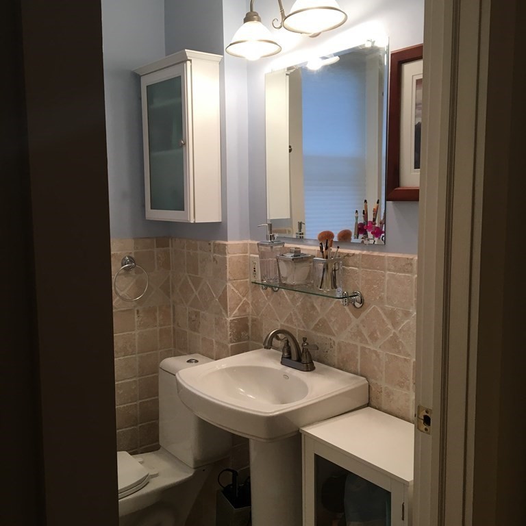 12 Arcola Street, Unit 3 Boston, MA 02130 - Photo 8 of 9