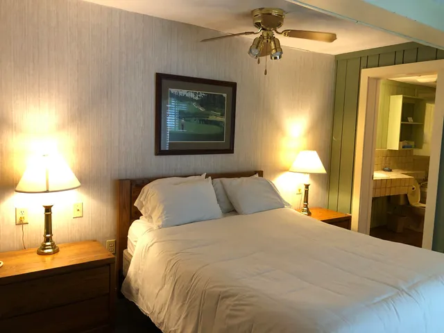 $936 | 46 Packard's Road, Unit 101 WEEK 01, Waterville Valley, NH 03215