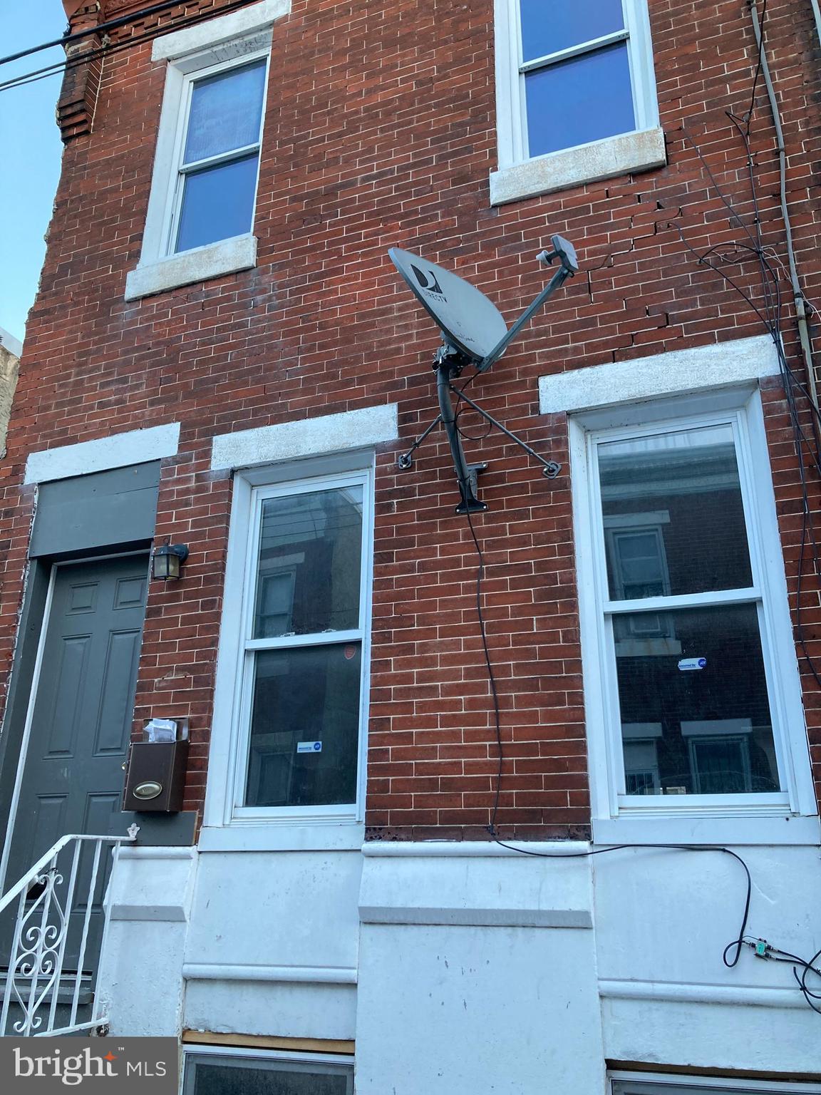 1343 South Hollywood Street Philadelphia, PA 19146 - Photo 1 of 29 Gallery Image 1