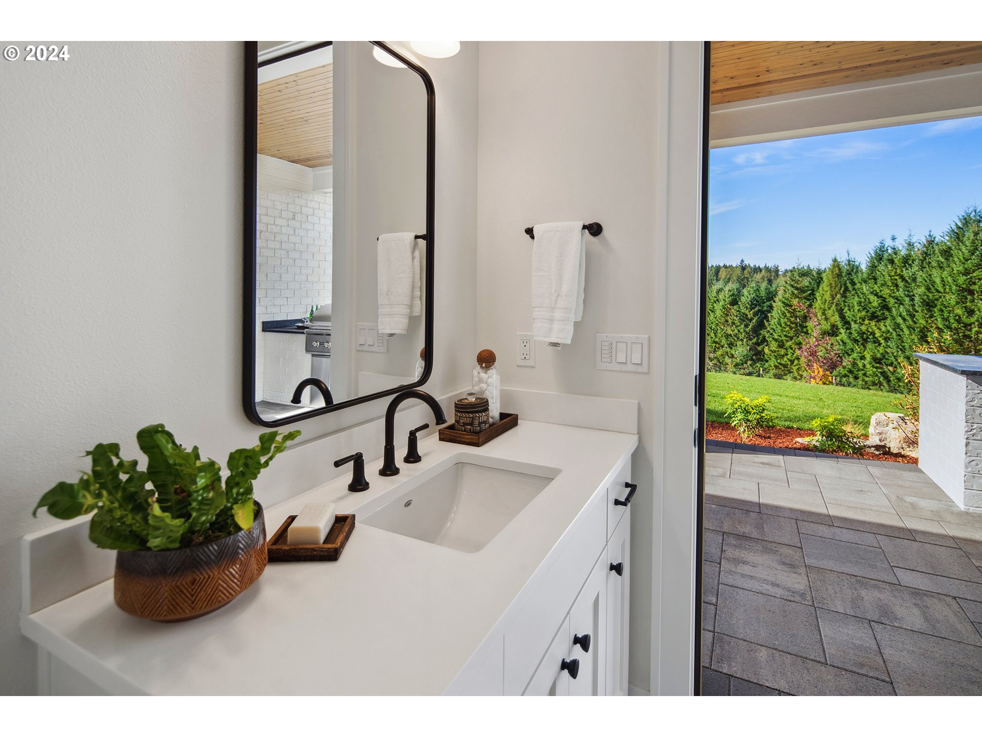 22654 Southwest Chapman Road Sherwood, OR 97140 - Photo 46 of 48 Gallery Image 46