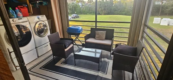 $2,100 | 9235 Southwest 8th Street, Unit 202, Boca Raton, FL 33428