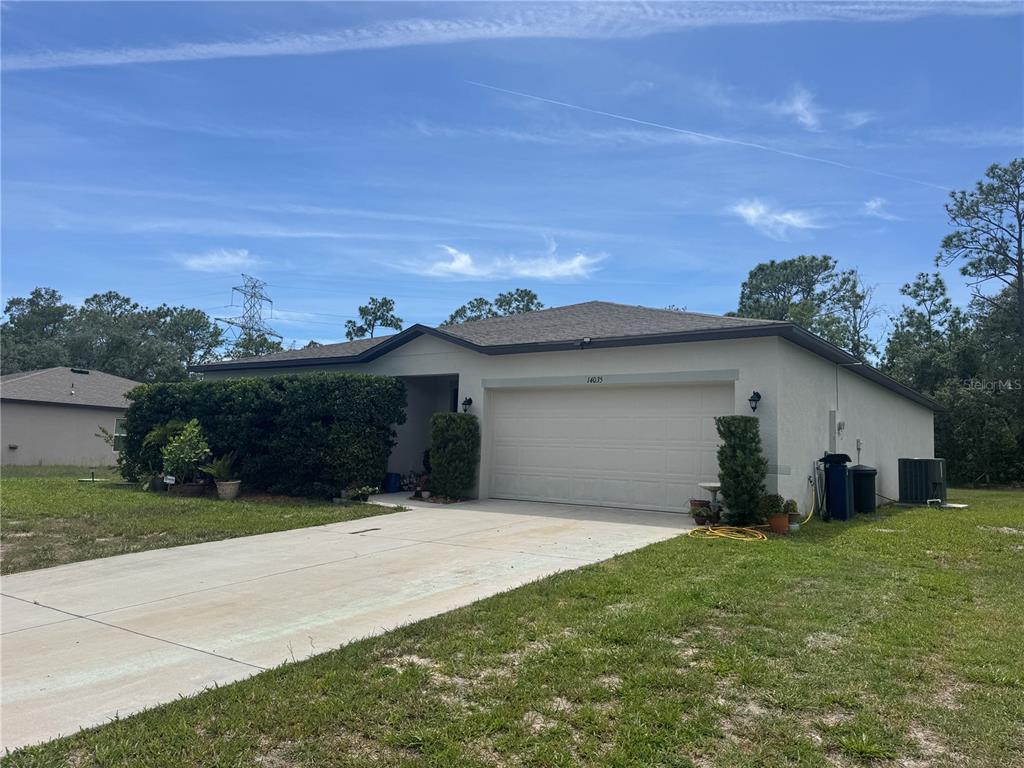 14035 Canyon Swallow Road Weeki Wachee, FL 34614 - Photo 2 of 17