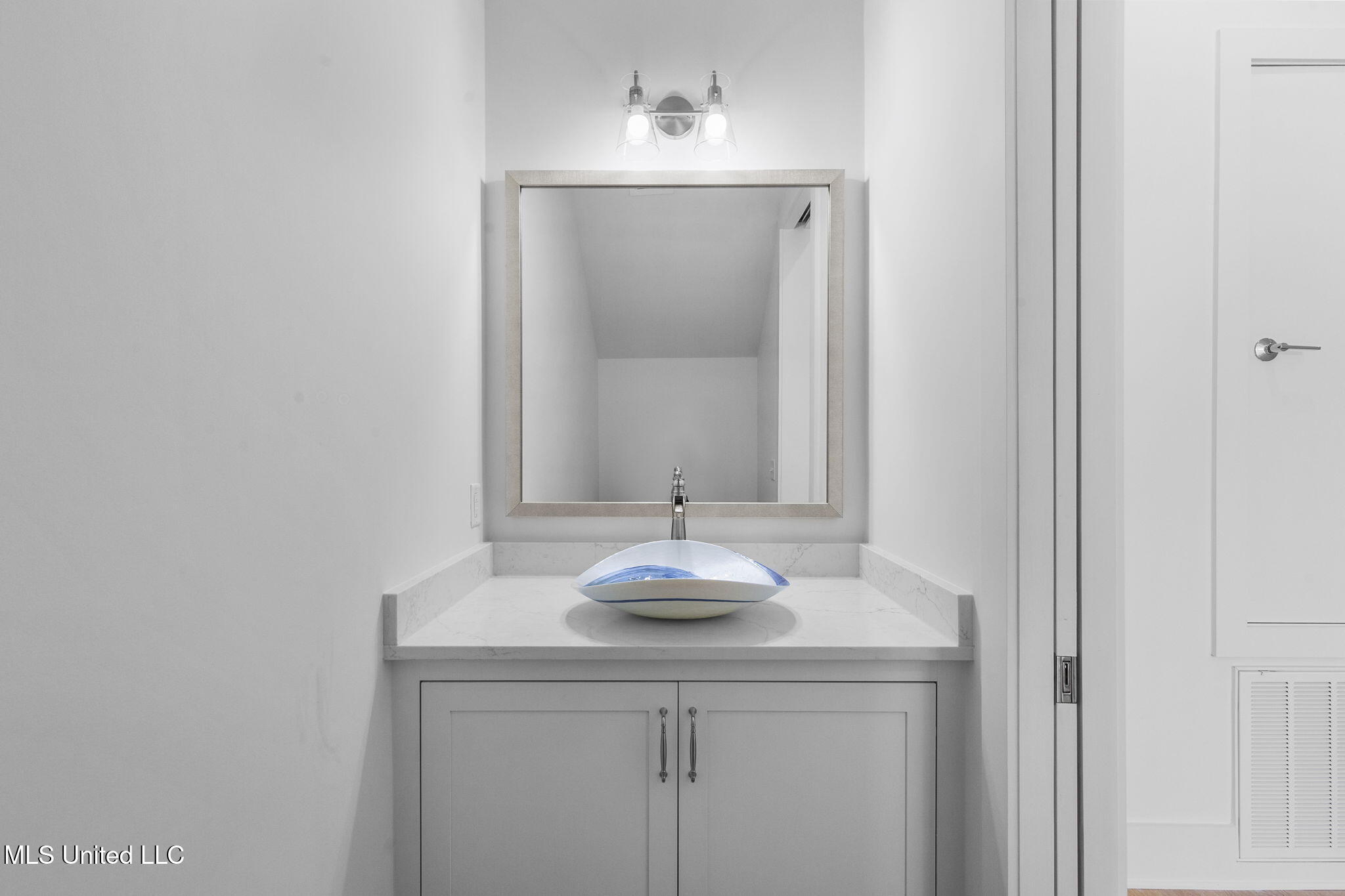 105 Prytania Street Madison, MS 39110 - Photo 37 of 94 38-web-or-mls-105 Prytania-38