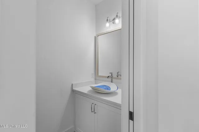 $999,990 | 105 Prytania Street, Madison, MS 39110