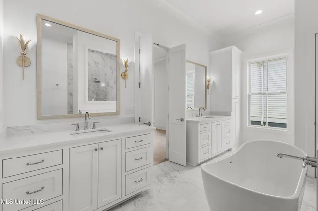 $999,990 | 105 Prytania Street, Madison, MS 39110