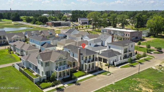 $999,990 | 105 Prytania Street, Madison, MS 39110