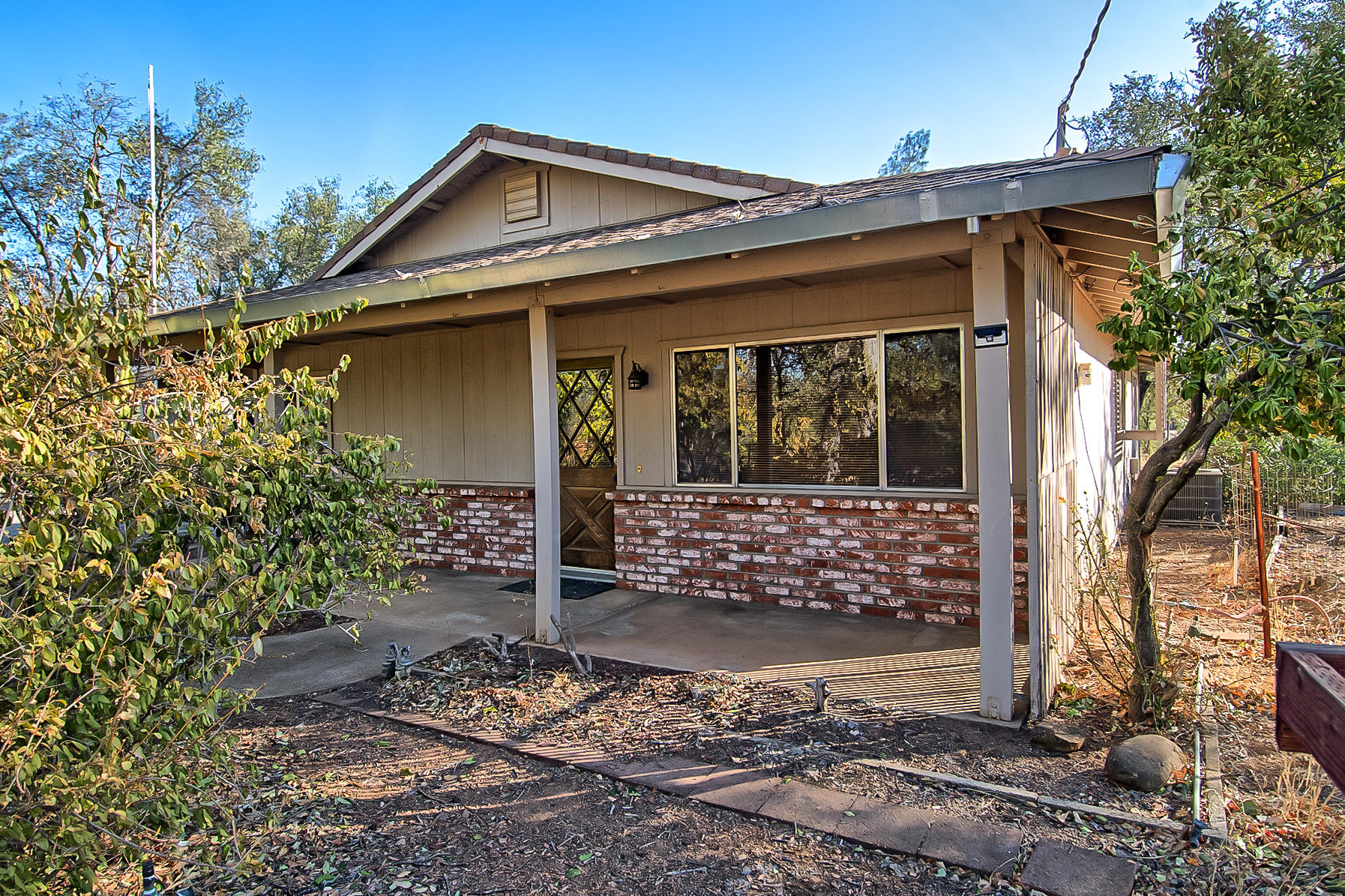 21185 Boyle Road Redding, CA 96003 - Photo 8 of 37 boyle-107