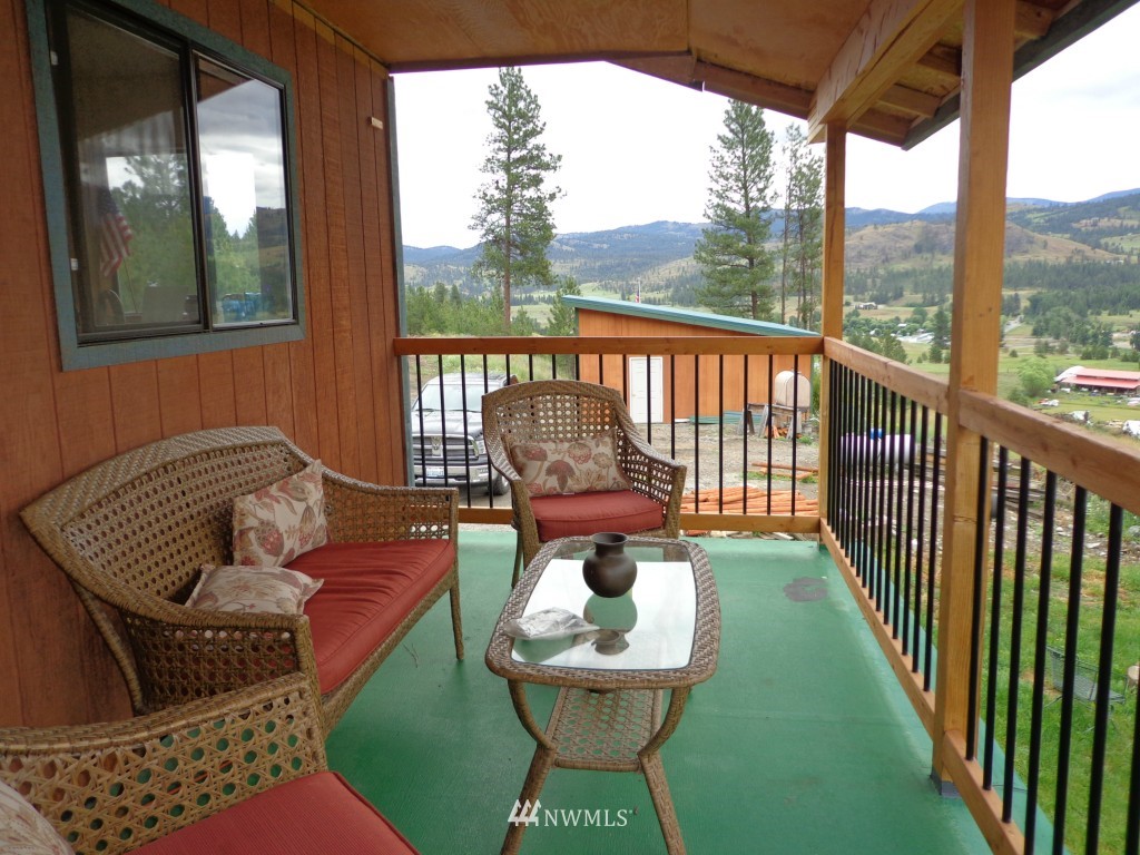 9 Antler Road Republic, WA 99166 - Photo 14 of 22
