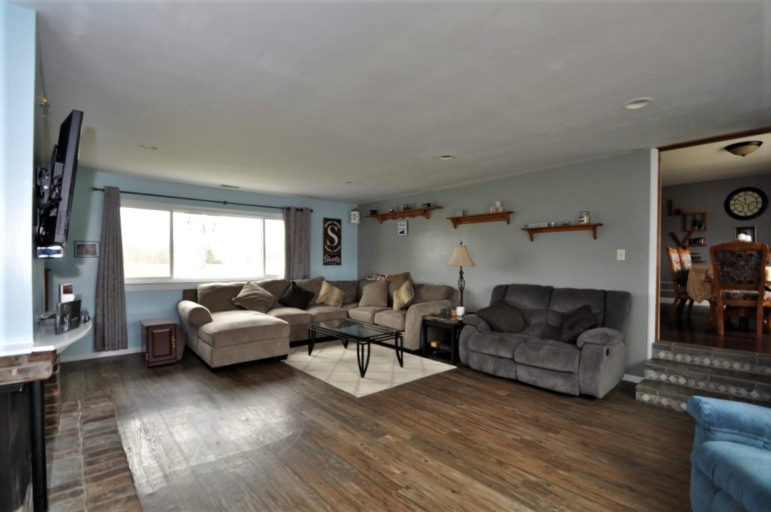 506 Badiac Road Fort Wayne, IN 46845 - Photo 3 of 25 Gallery Image 3