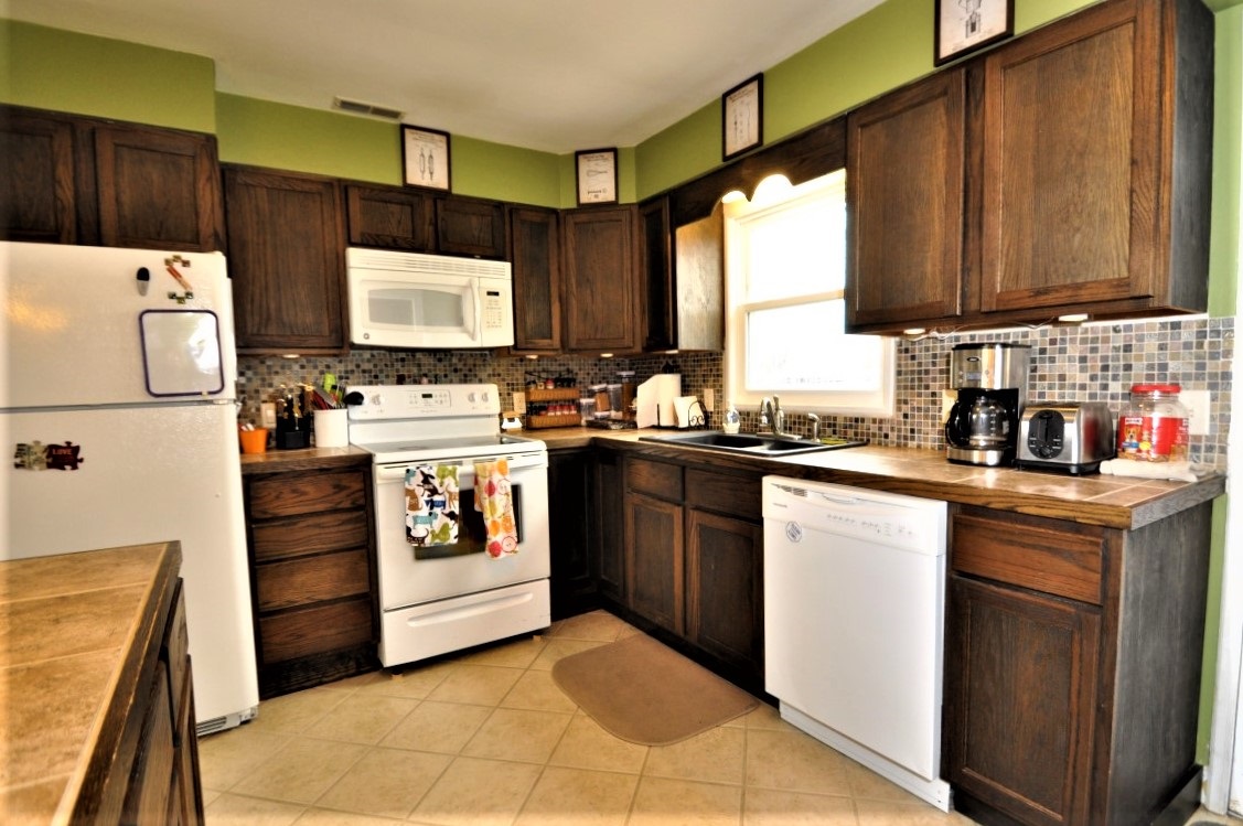 506 Badiac Road Fort Wayne, IN 46845 - Photo 10 of 25 Gallery Image 10