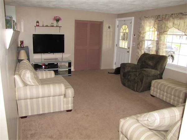6 Rodney Road Peabody, MA 01960 - Photo 4 of 13 Gallery Image 4