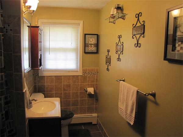 6 Rodney Road Peabody, MA 01960 - Photo 9 of 13 Gallery Image 9