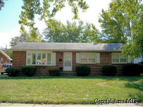 2132 Dunwich Street Springfield, IL 62702 - Photo 1 of 9