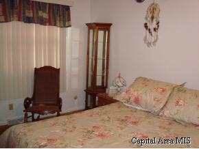 2132 Dunwich Street Springfield, IL 62702 - Photo 8 of 9