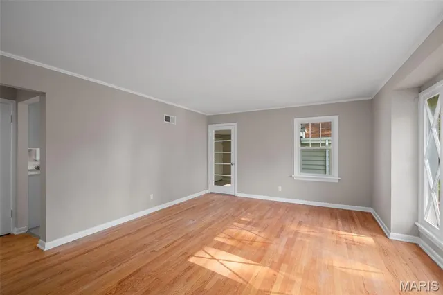 $289,000 | 907 Edgar Road, St. Louis, MO 63119