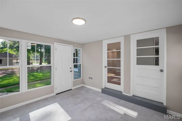 $289,000 | 907 Edgar Road, St. Louis, MO 63119