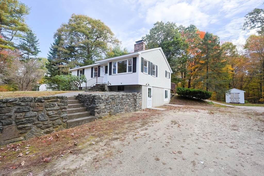 70 Martin Road Douglas, MA 01516 - Photo 3 of 27 Gallery Image 3