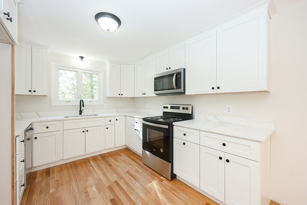 70 Martin Road Douglas, MA 01516 - Photo 8 of 27 Gallery Image 8