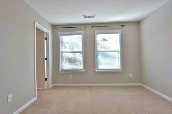 $2,550 | 501 Grove Field Court Northwest, Suwanee, GA 30024