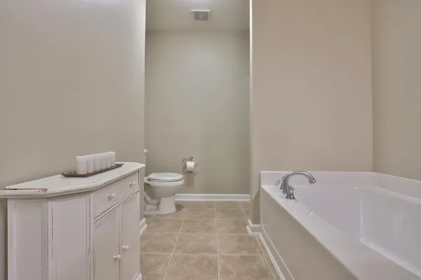 $2,550 | 501 Grove Field Court Northwest, Suwanee, GA 30024