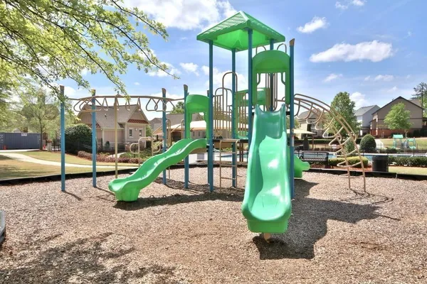 $2,550 | 501 Grove Field Court Northwest, Suwanee, GA 30024