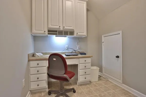 $2,550 | 501 Grove Field Court Northwest, Suwanee, GA 30024
