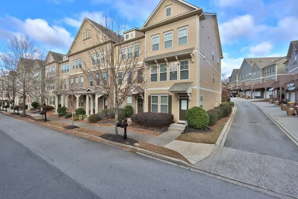 $2,550 | 501 Grove Field Court Northwest, Suwanee, GA 30024