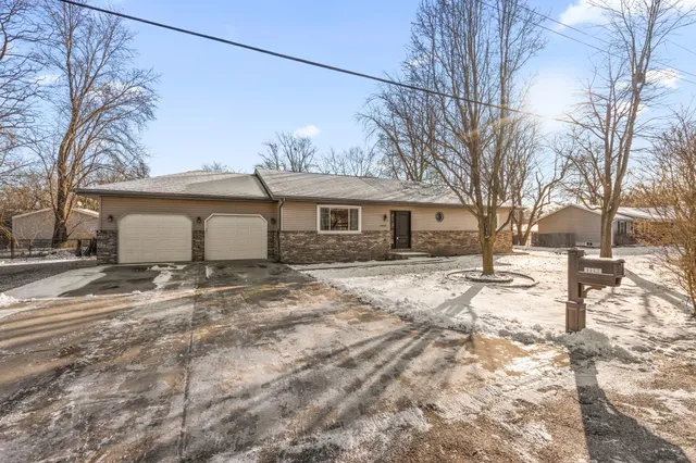 $299,900 | 14429 Hobart Court, Cedar Lake, IN 46303