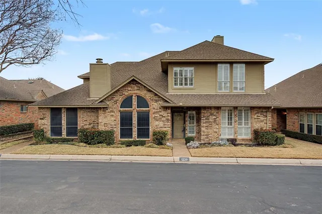 $359,000 | 1227 Wooded Trail, Hurst, TX 76053