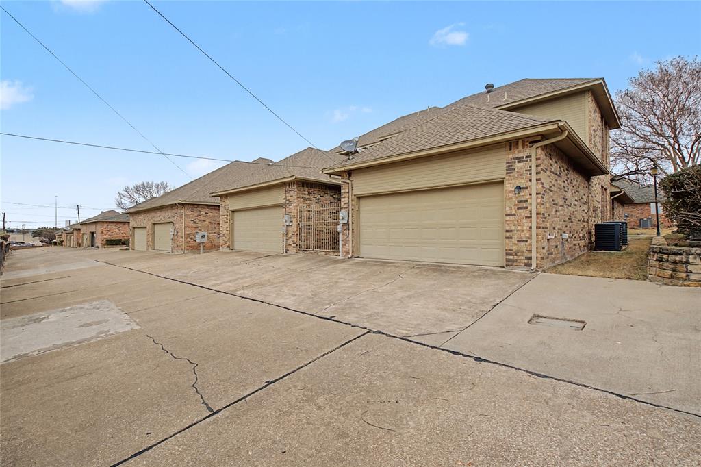 1227 Wooded Trail Hurst, TX 76053 - Photo 28 of 33