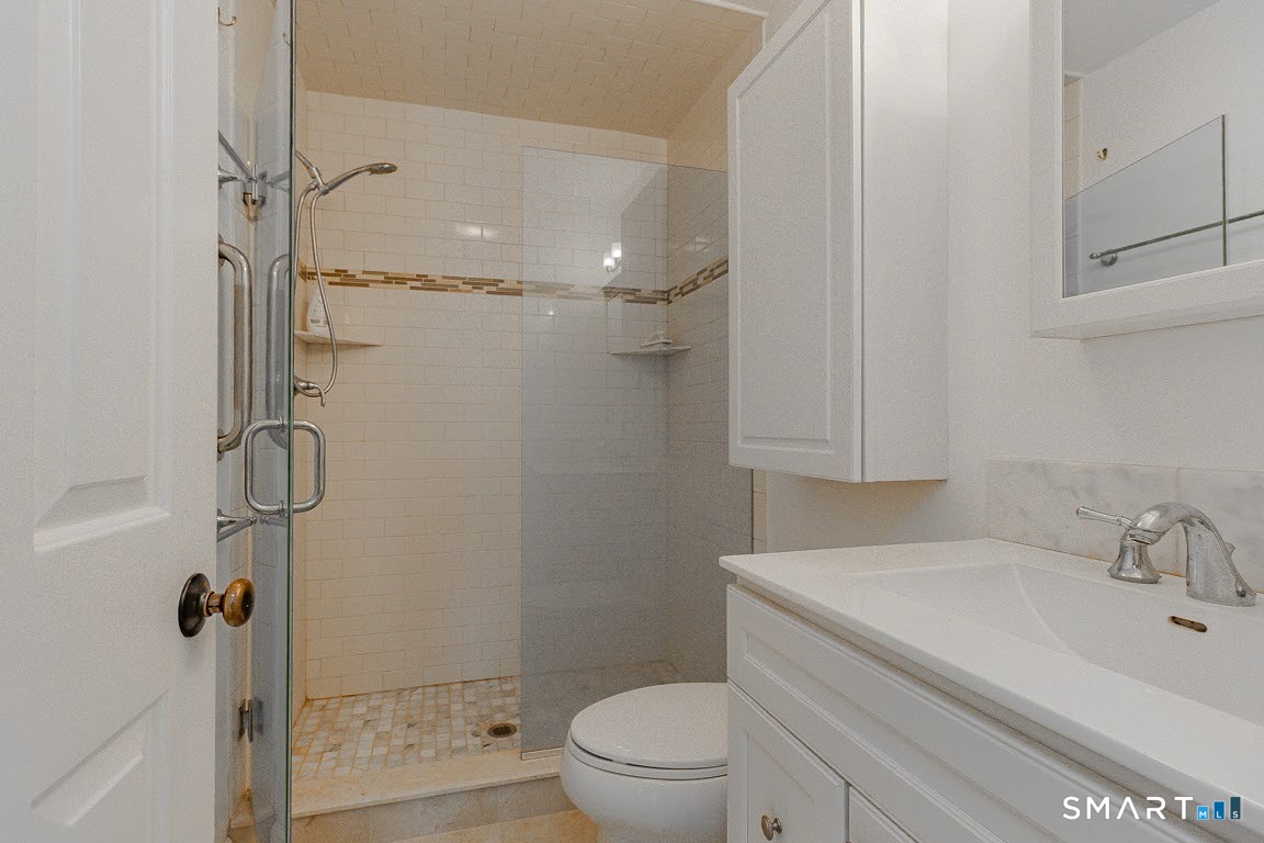 5 Thelbridge Street, Unit 5 Madison, CT 06443 - Photo 16 of 37