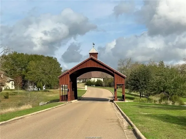 $119,000 | 9582 Lancaster Drive, Iola, TX 77861