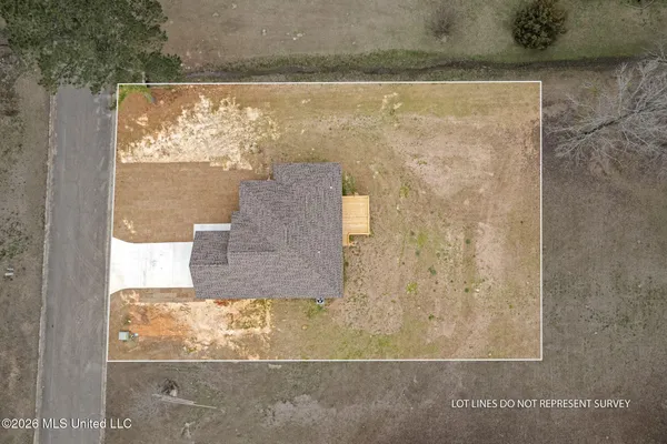 $254,900 | 15 Briar Creek Circle, Laurel, MS 39440