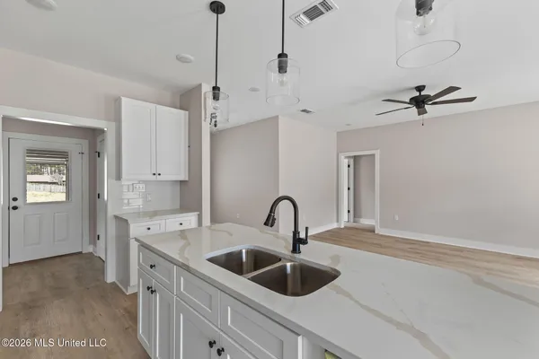 $254,900 | 15 Briar Creek Circle, Laurel, MS 39440