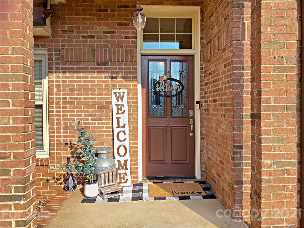 507 Rock Barn Road Northeast Conover, NC 28613 - Photo 3 of 45 Gallery Image 3